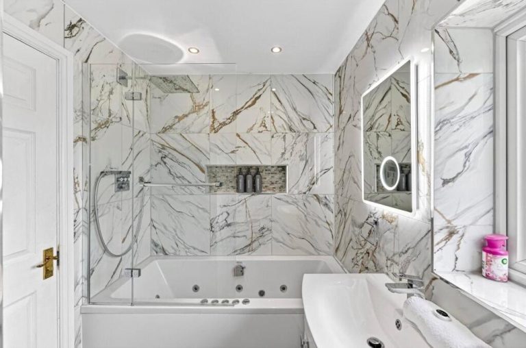 Oxenhope House Bathroom